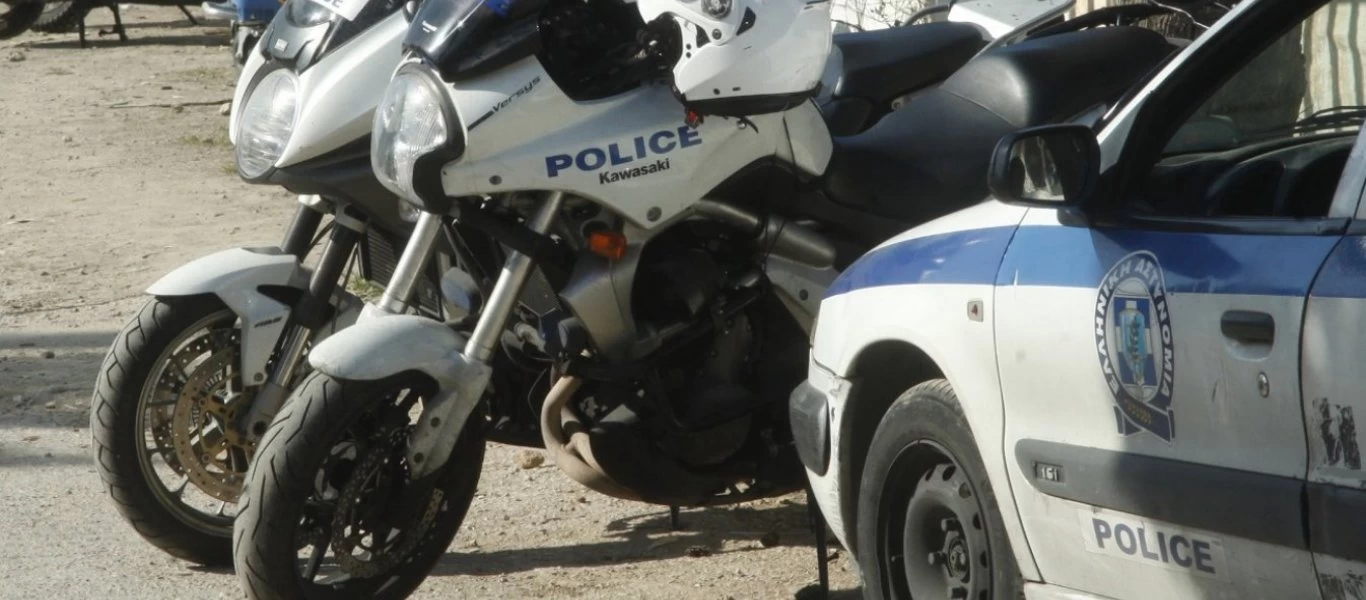 Σκηνές «Φαρ Ουέστ» στο κέντρο της Αθήνας - Αλβανοί επιτέθηκαν σε αστυνομικούς